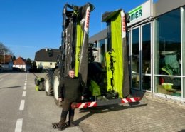 Übergabe eines Heckmähwerks Claas bei LT Wimmer